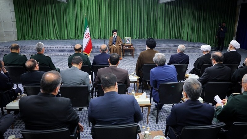 دیداری کاربەدەستانی کۆنگرەی شەهیدانی پارێزگەی ئەلبورز لەگەڵ ڕێبەری شۆڕش