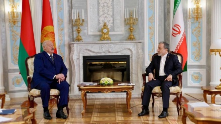 Əraqçi Belarus prezidenti ilə Görüşüb