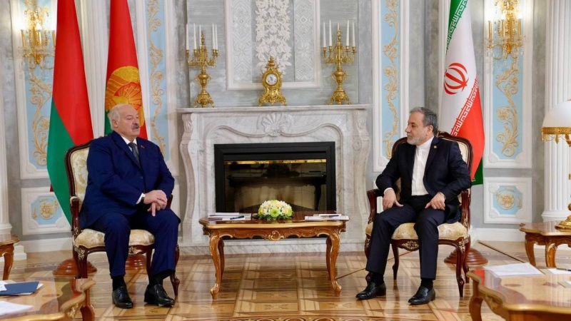 Əraqçi Belarus prezidenti ilə Görüşüb