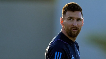 میسی ہندوستان میں، شائقین کا غصہ بھڑک اٹھا