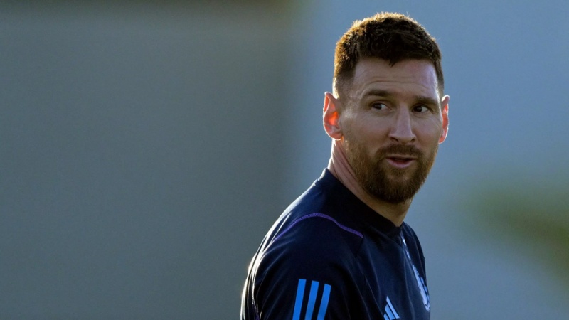 میسی ہندوستان میں، شائقین کا غصہ بھڑک اٹھا