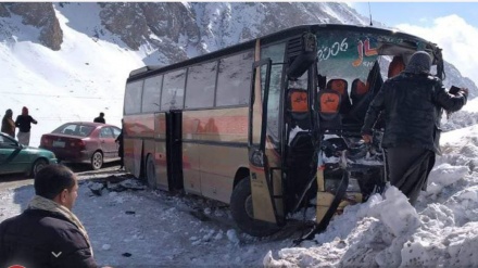 واژگونی اتوبوس در سالنگ؛ ۵ کشته و ۴۴ زخمی