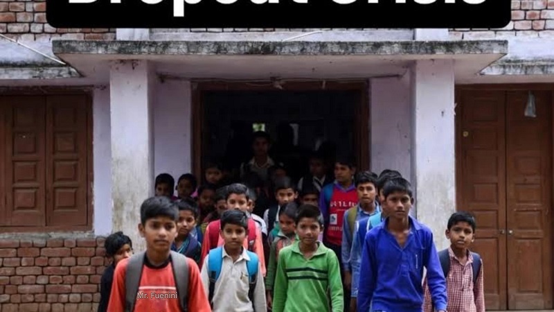 ہندوستان: گزشتہ پانچ برس میں ملک میں تقریباً چھیاسٹھ لاکھ بچے اسکول ترک کرچکے ہیں، ایک رپورٹ