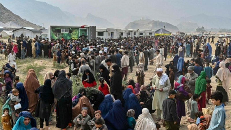 پاکستان؛ افغان مہاجرین کے کیمپ ختم کرنے کی مہم تیز