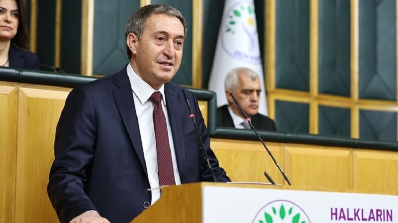 Bakirhan: Niha dema wê ye ku ku têkiliyên me yên biratiyê ji pevçûnê dûr bikevin