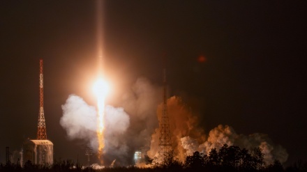   Avêtina setlaytên îranî bi mûşeka setlaythilgir a Sayuz'ê