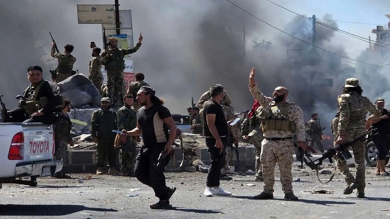 شام میں ایس ڈی ایف اور نام نہاد جولانی حکومت کی فورسز کے درمیان شدید جھڑپیں 