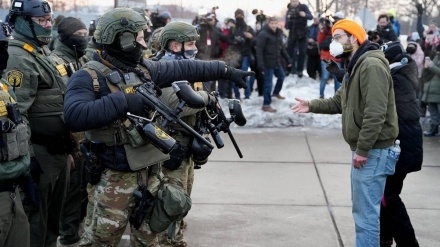  Lixwemukirhatina derbarê şîdet û tepeserkirina bêhempa li Amerîkayê 