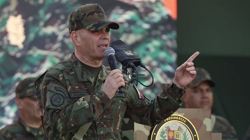 وزیر دفاع ونزوئلا: مسیر مقاومت همچنان ادامه دارد