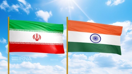 ایران کے ساتھ تجارت کرنے والے ممالک پر ٹرمپ کے ٹیرف سے ہندوستان کو نقصان پہنچے گا: ممتاز ہندوستانی ماہر اقتصادیات