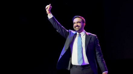 زهران ممدانی د نیویارک د ښاروال په توګه کار پیل کړ