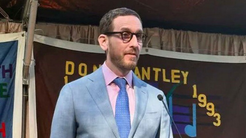 اعتراف سناتور یهودی آمریکایی به نسل‌کشی در غزه