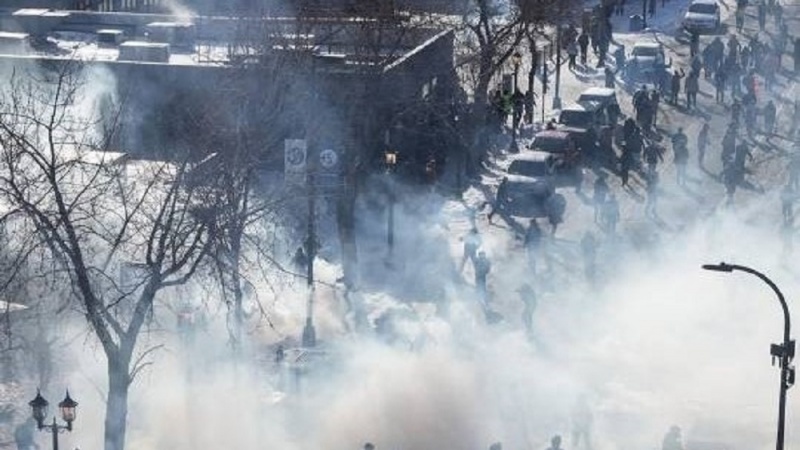 امریکہ؛مظاہرین کے قتل عام کے خلاف وسیع مظاہروں کا سلسلہ جاری