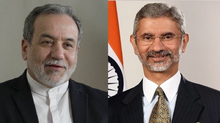 ایران اور ہندوستان کے وزرائے خارجہ کی ٹیلی فونی گفتگو میں خطے کے امن و استحکام کے تحفظ پر زور