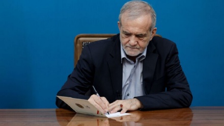 ریلیوں میں عوام کی عظیم الشان شرکت پر صدر مملکت کا پیغام : ایرانی عوام نے میدان میں مستحکم طریقے سے اتر کر دشمنوں کو منہ توڑ جواب دیا