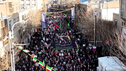 Zəncan əhalisi Rəhbərə belə ləbbəyk dedi