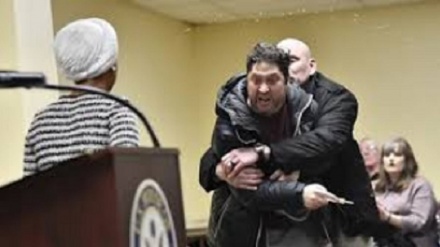 امریکہ؛ ڈیموکریٹک مسلم رکن کانگریس کو نسلی امتیاز کا سامنا