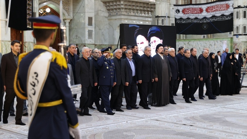  بانی امام خمینی(رح)  کے مزار پر تجدید عہد کی سالانہ تقریب