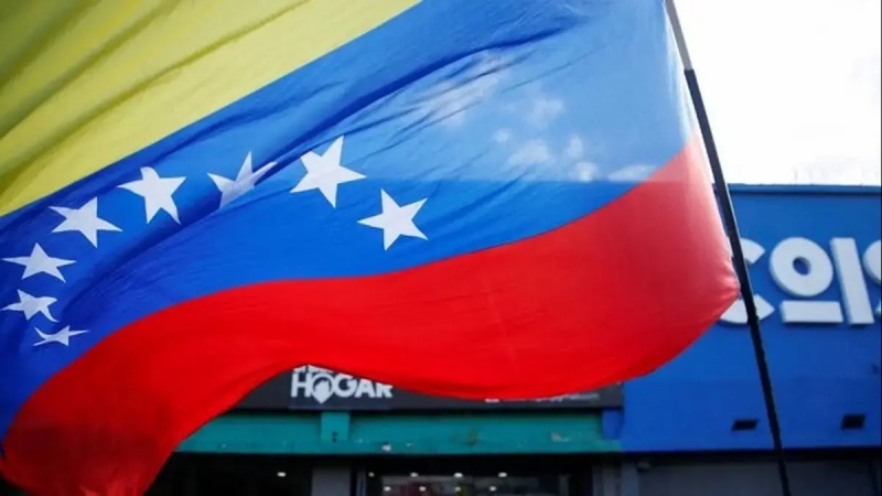 Dünya ölkələri ABŞ-ın Venesuelaya hərbi təcavüzünü pisləyir