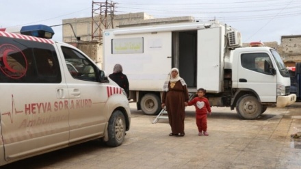  Heyva Sor: Li Kobanîyê derman tenê têra sê rojan maye û şîrê hişk ê zarokan jî qediyaye 