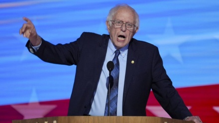 انتقاد تند سناتور آمریکایی از تداوم حمایت تسلیحاتی آمریکا از رژیم صهیونیستی