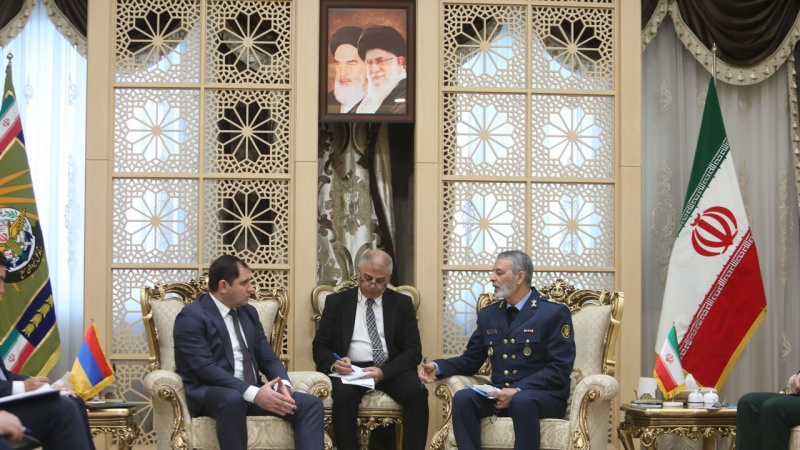 دشمن کو کسی بھی غلطی کی صورت میں بھاری نقصان اٹھانا پڑے گا: ایران کی مسلح افواج کے سربراہ