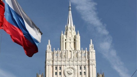 ایران کے خلاف فوجی اقدامات کی دھمکیاں ناقابل قبول ہیں: روسی دفتر خارجہ