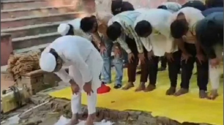 ہندوستان؛ لکھنؤ یونیورسٹی میں مسجد کا گیٹ بند کرنے پر تنازع، ہندو طلبہ نے نمازیوں کا ساتھ دیا