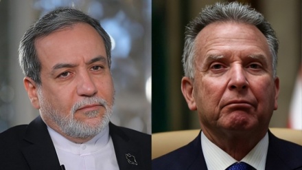 وٹکاف ، عباس عراقچی سے رابطہ کے لئے ہاتھ پیر مار رہے 