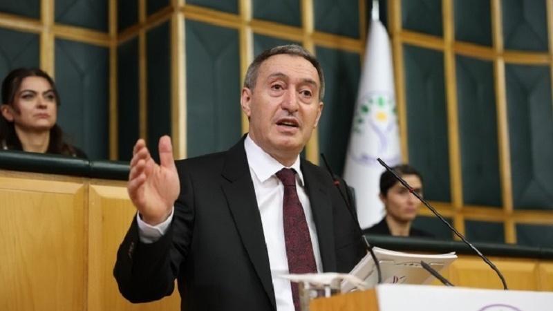  تونجەر بەکرخان: پەلاماری تورکیا بۆ سەر شنگال گەورەترین زەبردانە لە پرۆسەی ئاشتی