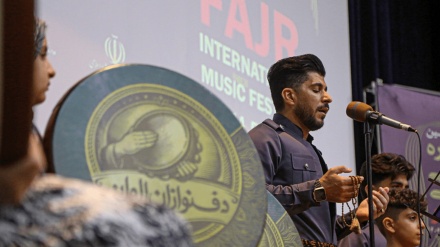 Festîvala Mûzîka Fecrê li Kirmaşanê 