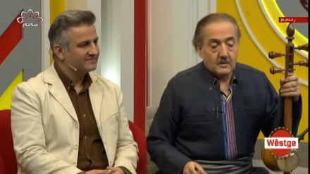 مامۆستا فەرهادعەندەلیبی باسی ژیانی هونەریی خۆی دەکات