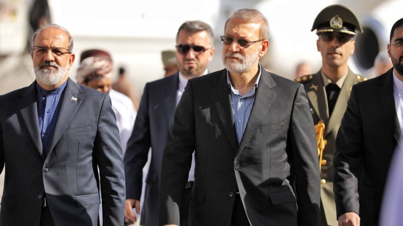 ایران کی سپریم نیشنل سیکورٹی کونسل کے سیکریٹری علی لاریجانی مسقط کے لیے  روانہ