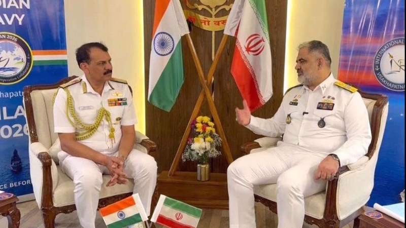 نئی دہلی میں ایرانی و ہندوستانی بحریہ کمانڈرز کی ملاقات، تعاون کے فروغ پر اتفاق