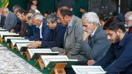 Xwendina Tertîlê ya Qurana Pîroz li Mezargeha Îmam Reza (S)