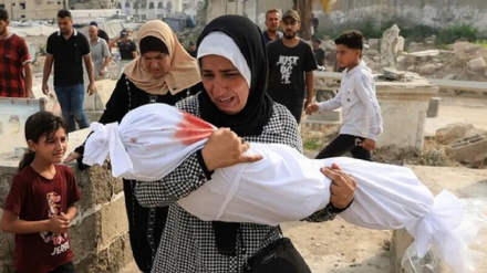 غزہ؛ پناہ گزین خیموں اور اسکول پر ڈرون حملے میں 2 فلسطینی شہید، متعدد زخمی