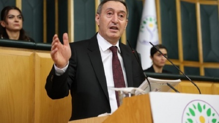  Tuncer Bakirhan: Êrişa Tirkîyê ser Şingalê dê derba herî mezin li Demajoya Aştîyê bixwe