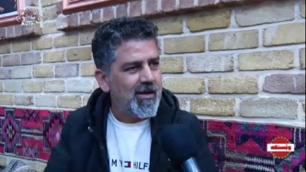     ڕاپۆرت؛ ڕۆڵی دایک و باوەکان لە چاودێریی منداڵەکانیان سەبارەت بە بەکارهێنانی سۆشیال میدیا