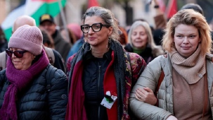 دنیا بھر کے 100 فنکاروں کا فرانچسکا البانیز کی حمایت میں کھلا خط