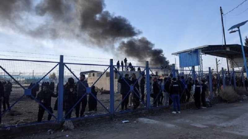 لانیکەم ١٥ هەزار داعشی لە کەمپی هۆلی سووریا هەڵاتوون