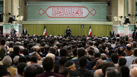 ڕێبەری مەزنی شۆڕشی ئیسلامی: بێتوو ئەمریکا شەڕێک وەڕێبخات، ئەمجارە شەڕەکە ناوچەیی دەبێت