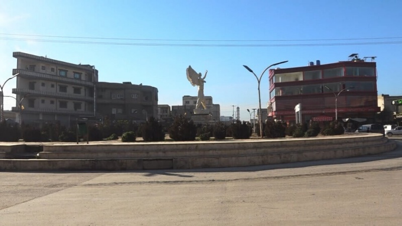  Kobanê di bin dorpêçê de ye: 150 hezar kes ji xelkê wê bê av û elektrîk in