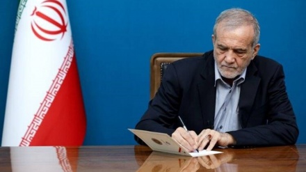 صدر ایران: نوروز نفرتوں اور کینے سے آگے بڑھنے اور محبت و دوستی کو مزید گہرا کرنے کا پیغام دیتا ہے