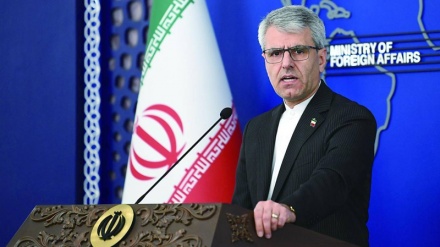 ایران کی وزارت خارجہ کا بیان: امریکہ سے براہ راست مذاکرات کی تردید، خطے کی صورتحال پر تشویش کا اظہار