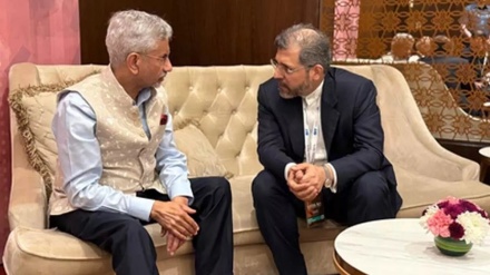 نائب وزیر خارجہ خطیب زادہ کی ہندوستانی وزير خارجہ سے ملاقات ، ایرانی جہاز پر حملہ نازی افکار کا نتیجہ 