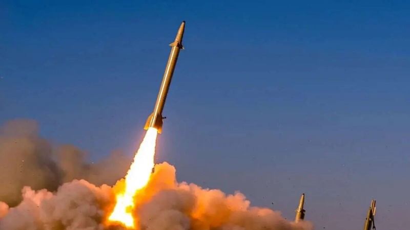 سپاہ پاسداران انقلاب اسلامی: دشمن کے متعدد فوجی مراکز پر میزائل و ڈرون حملے