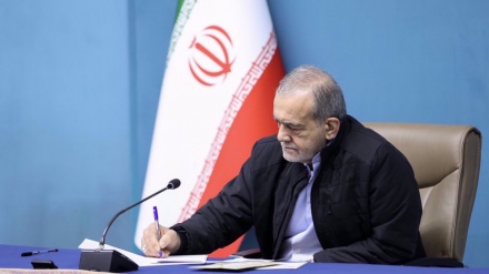 Pezeškian: Oni koji sanjaju o uništenju Irana ne znaju ništa o njegovoj historiji