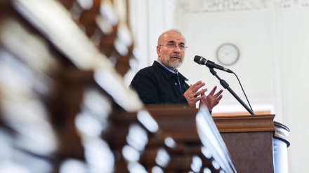 „Ne vežite svoju sigurnost za Trumpove laži“, Kalibaf poručio američkim saveznicima nakon povlačenja nosača aviona