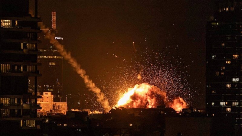 الجزیرہ: تل  ابیب شدید دھماکوں سے لرز اٹھا، کافی نقصان ہوا ہے