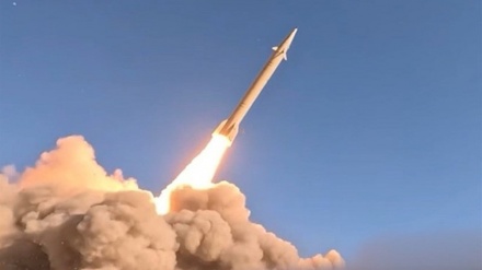 Iran pokrenuo 41. talas operacije „Istinito obećanje 4“ hipersoničnim i teškim raketama